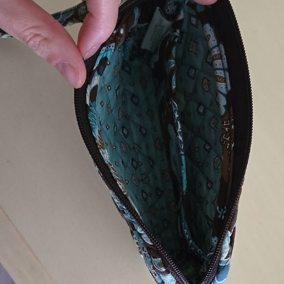 Vera Bradley Clutch - Picture 5 of 5